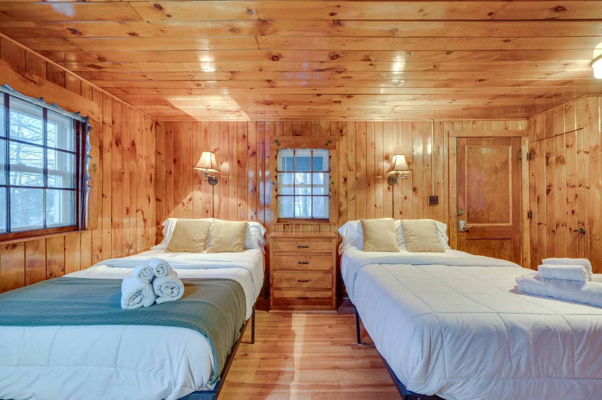 Cozy Laconia Studio With Pool Access - 2 Mi To Lake! 아파트 외부 사진