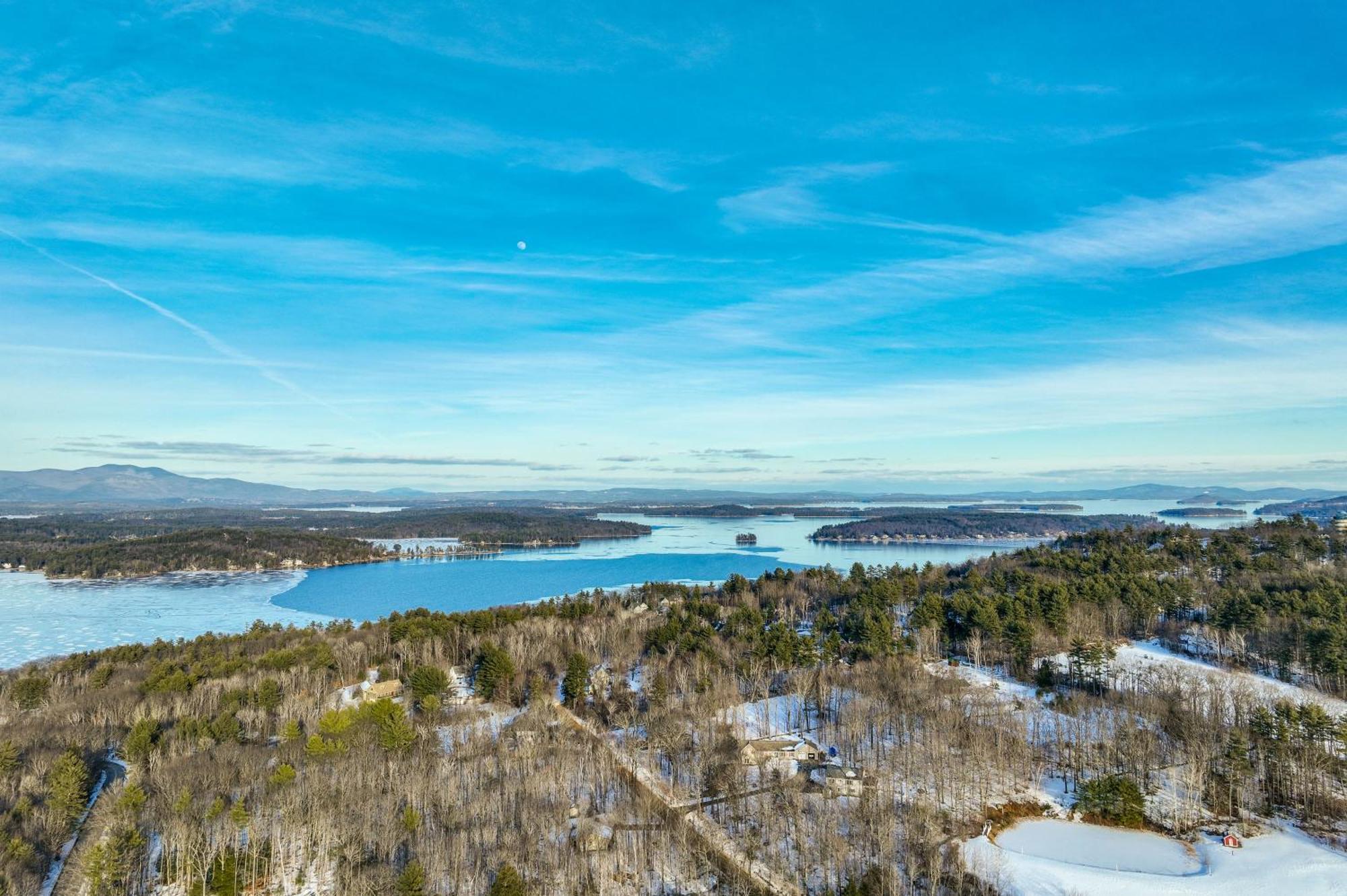 Cozy Laconia Studio With Pool Access - 2 Mi To Lake! 아파트 외부 사진